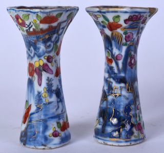 pair Chinese porcelain vase Chinese blue & white clobbered kangxi khang shi qing 2