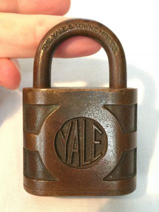 Vintage/antique Yale & Towne Brass Padlock Lock 3 " X 2 " Made In Usa