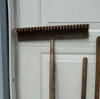 Vintage Rustic Rake With Wood Handle Farm Barn Tool Garden Metal Curved Dirt