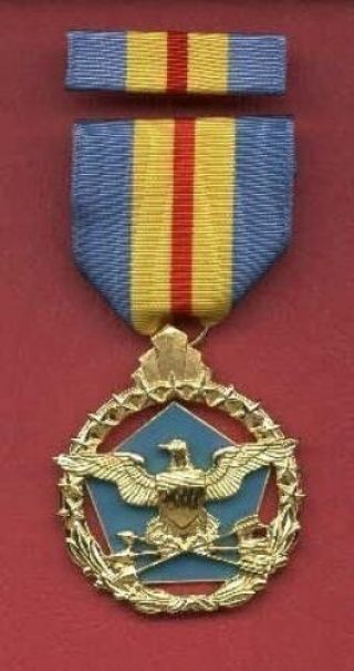 Us Defense Distinguished Service Medal With Ribbon Bar