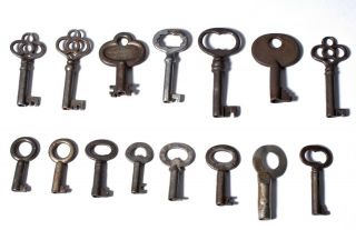 15 Antique - Vintage Hollow Barrel Skeleton Keys