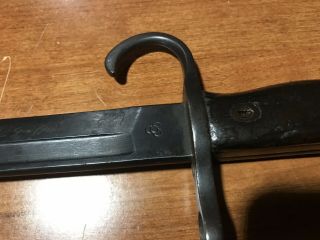 WW2 JAPANESE BAYONET - TYPE 30 W/SCABBARD - MARKED: 3 ENTWINED CIRCLES - 20 