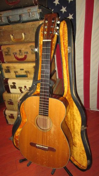 Vintage 1961 Martin 00 - 18G Acoustic Classical Nylon String Guitar OHSC 2