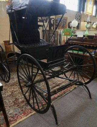 Antique Doctor’s Horse - Drawn Buggy with Canopy Roof,  Hitch.  Prof.  Restored. 4