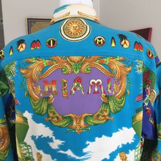 GIANNI VERSACE denim jacket with iconic South Beach Miami print size Italian 52 4