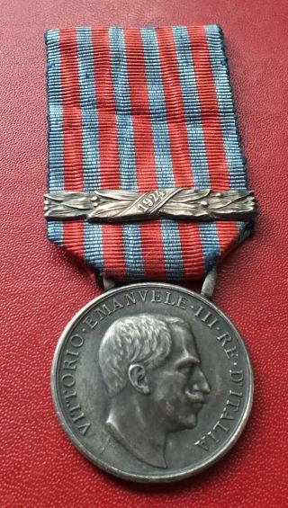 Italy Italian Libya Medal,  1924 Clasp Order Badge