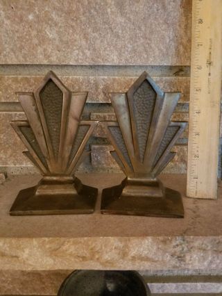 Vintage Pair Art Deco Cast Iron Geometric Bookends Fan Style.  Approx.  5.  5 " Tall.