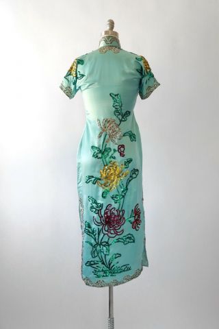 Vintage 50s Cheongsam blue silk Oriental floral sequin dress XS 9