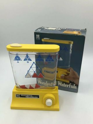 Vintage 1976 Tomy Wonderful Waterfuls Triangles Game Ring Toss (Yellow) W/ Box 2