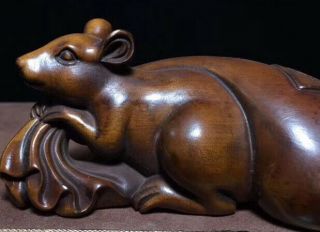 Handwork China Collectable Boxwood Carve Mice Carry Fortune Bag Souvenir Statue