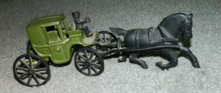 Vintage Cast Iron Amish Family Horse And Buggy Or Horse & Carriage