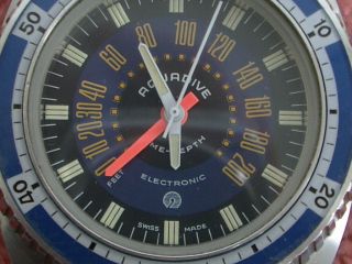 AQUADIVE FABULOUS BLUE DIAL AND INSERT,  DEPTH GAGE AND RUNNING BEAUTIFULLY 2