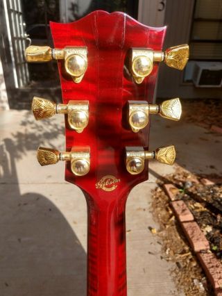 Gibson Acoustic Doves In Flight Antique Cherry Finish on Maple 5