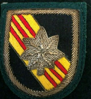 Authenic - Vietnam Era - Us Army 5th.  Special Forces,  Lt.  Colonel Beret 7 - 3/8