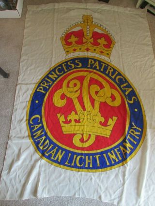 King ' s Crown Princess Patricia Canadian Light Infantry Silk Flag (3 ' 5.  25 