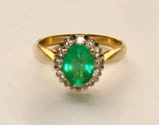 Exceptional Fine Antique Vintage 18ct Gold Emerald & Diamond Gold Ring