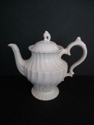 Myott Staffordshire Olde Chelsea 8 1/2 " Tea Pot -