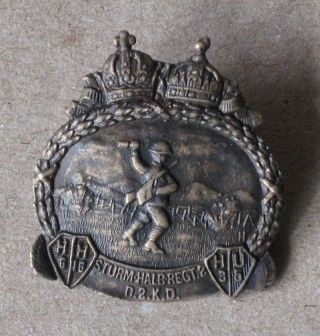 Wwi Austrian K.  U.  K.  Army Patriotic Cap Badge / Sturm Halbreg.  2