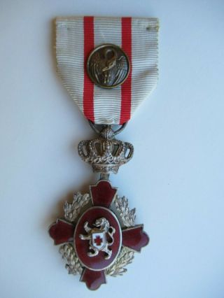 Belgian Red Cross Medal Of Merit In Silver - Order - Award