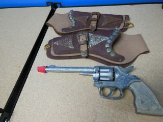 Vintage Roy Rogers Cap Gun Pistol Revolver With 2 Holsters