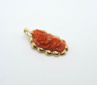 Vintage 14k Gold Frame Carved Coral Rose Pendant,  7.  8 Grams