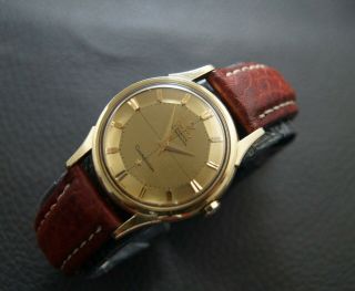 VINTAGE OMEGA CONSTELLATION PIE PAN DeLUXE 18K SOLID GOLD CASE & DIAL CAL.  551 3