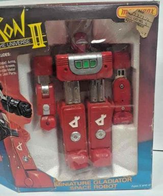 VINTAGE 1984 MATCHBOX VOLTRON II MINI GLADIATORSPACE ROBOT RED IN ORG BOX LAE010 2