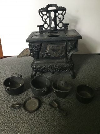 Crescent Cast Iron Stove,  Salesman Sample,  Vintage,  With Pots And Accessories