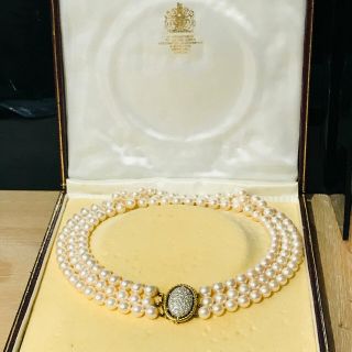 Cultured Saltwater Pearl Necklace On 18ct,  750 Gold Diamond 1.  00ct Clsp Asprey 
