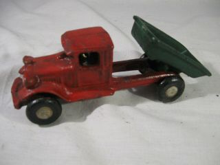 ARCADE EARLY 20 ' S DIE CAST IRON FORD DUMP TRUCK - 2