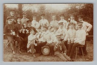 Ww1 Antique German Real Photo Rppc Postcard Soldiers & Spaten Munchen Beer Stein