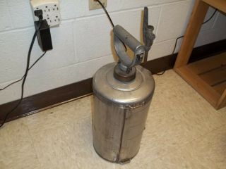 VINTAGE H.  D.  HUDSON MANUFACTURING INSECTICIDE SPRAYER U.  S ARMY ISSUED 4