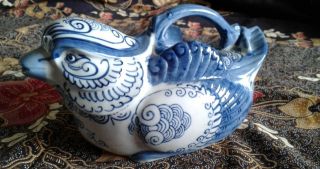 Blue And White Ceramic Bird Teapot Oriental Porcelain Tea Pot Vintage Serving