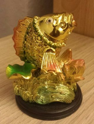 Chinese Asian Feng Shui Lucky Fish Carp Figurine Collectible