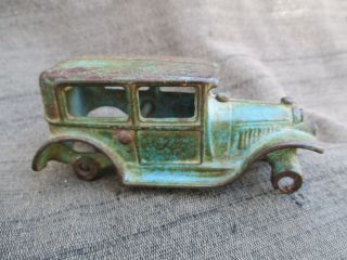 OLD VINTAGE 1920s - 1930s ARCADE CAST IRON TOY CAR 114 FORD MODEL A - NO WHEELS 2