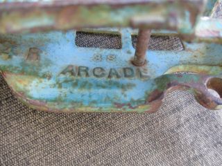 OLD VINTAGE 1920s - 1930s ARCADE CAST IRON TOY CAR 114 FORD MODEL A - NO WHEELS 8
