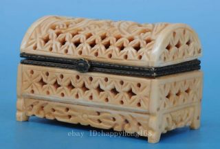 Old Chinese hand - carved horn carving hollow out jewellery box/VR b02 2