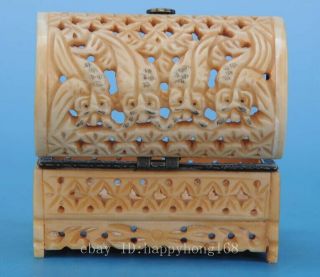 Old Chinese hand - carved horn carving hollow out jewellery box/VR b02 5