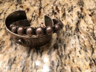 EARLY NAVAJO COIN SILVER INGOT DOMED SINGLE ROW BRACELET CUFF 9