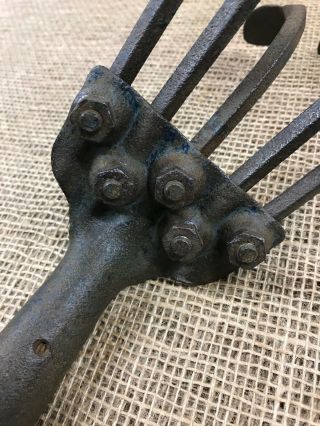 Antique 5 Tine Garden Cultivator / Hat Rack - Primitive Garden Tool 4