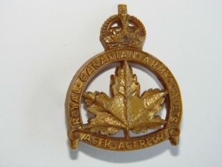 Canada Ww2 Cap Badge The Royal Canadian Army Cadets Plastic Type