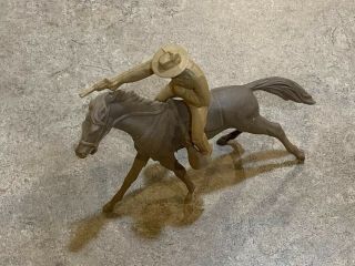 Marx Fort Apache 60 Mm Tan Cavalry Soldier W/ Pistol On Horse