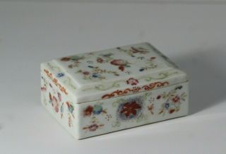 Antique 19thc Chinese Porcelain Famille Rose Table Box