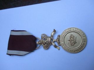 Belgium Belgian Medal : Order Of The Crown Gold Medal