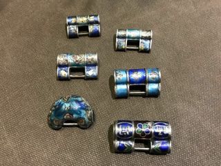 6 silver - burned blue locks 1 chain 7个银色烧蓝锁 1条链子 2