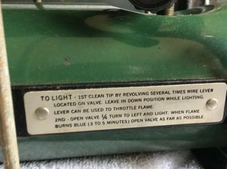 VINTAGE COLEMAN WWII MODEL TM8 - 615 US MILITARY STOVE & SHIELD NO.  523 4