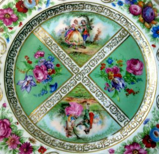Black Knight Green Quatrefoil Hand Painted Courting Couple 10 3/4 