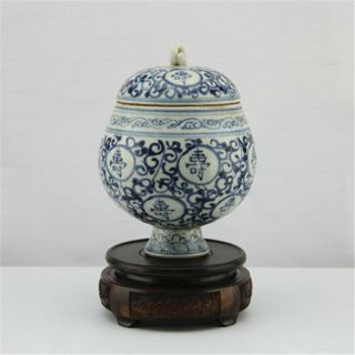 The Ancient Chinese Hand - Painted Blue And White Porcelain Tea Pot.