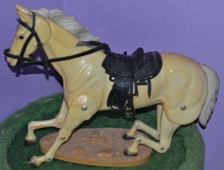 Gabriel Ind Inc Marx Toys Lone Ranger Jointed Horse Silver 1973 Toy Stand Tack