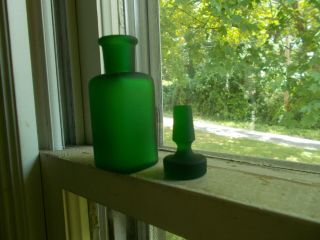 C.  L.  G.  CO EMERALD GREEN FROSTED GLASS APOTHECARY STOPPER PERFUME COLOGNE BOTTLE 2